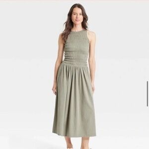Universal Thread NWT Women's Olive Green Smocked A-Line Dress Size